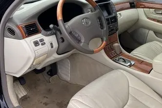Lexus LS 430, 4.3, 207 kW, bensiin, automaat, tagavedu
