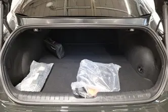 Hyundai IONIQ 6, 168 kW, elekter, automaat, tagavedu