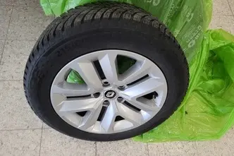 Renault Captur, 1.6, 117 kW, pistikhübriid, automaat, esivedu