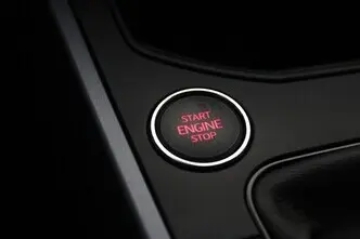 SEAT Arona, 1.0, 70 kW, bensiin, manuaal, esivedu