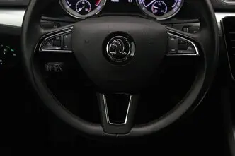 Škoda Superb, 1.6, 88 kW, diisel, automaat, esivedu