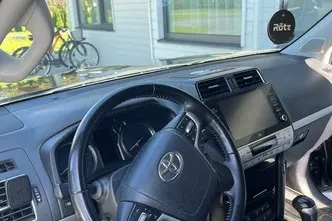 Toyota Land Cruiser, 2.8, 150 kW, diesel, automatic, four-wheel drive