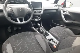 Peugeot 2008, 1.2, 61 kW, bensiin, manuaal, esivedu