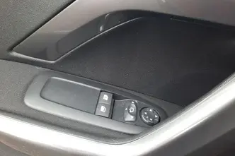 Peugeot 2008, 1.2, 61 kW, bensiin, manuaal, esivedu