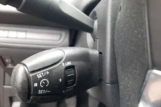 Peugeot 2008, 1.2, 61 kW, bensiin, manuaal, esivedu