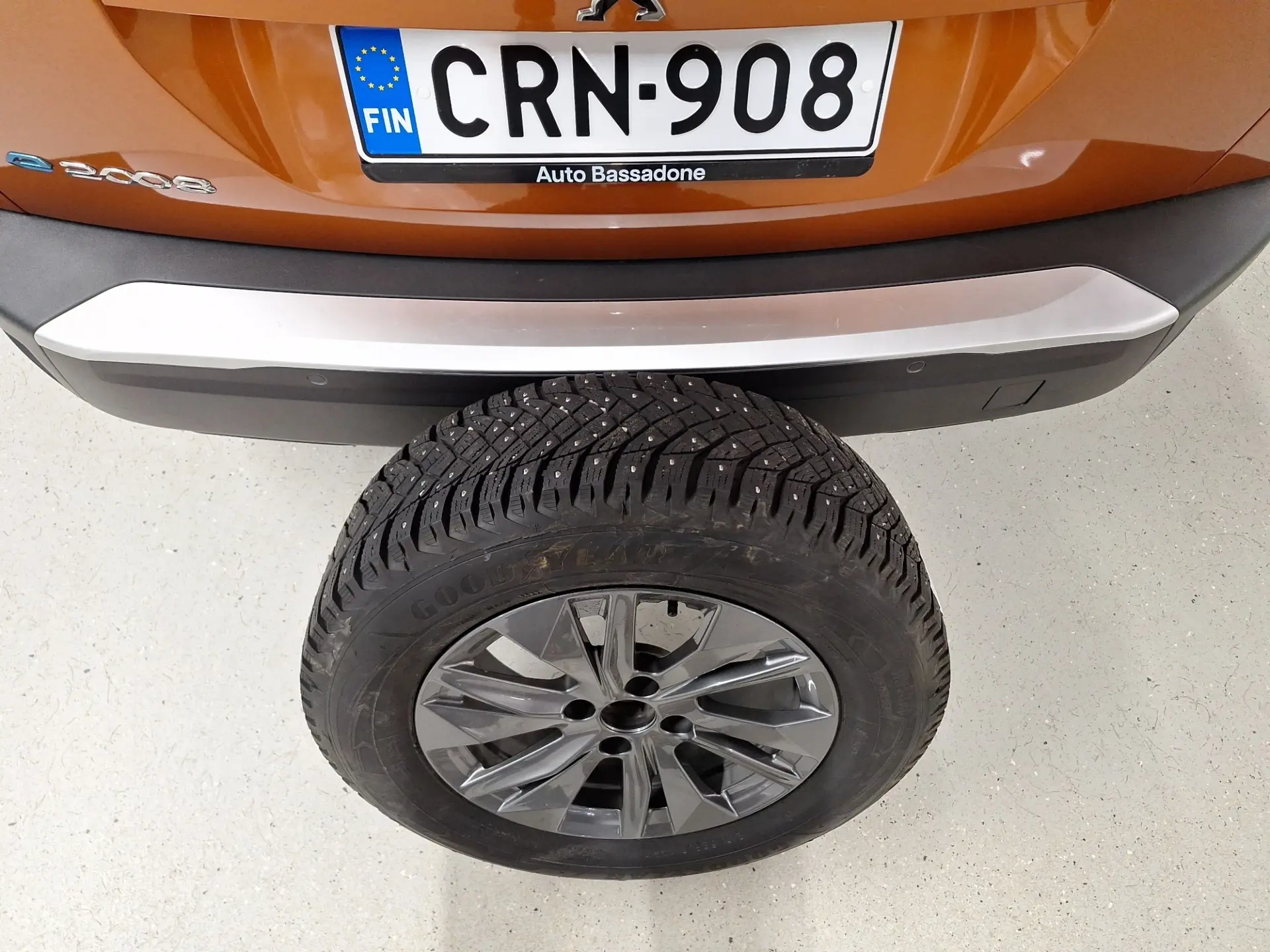 Peugeot e-2008, electric, automatic, front-wheel drive