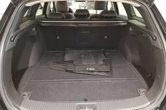 Hyundai i30, 1.5, 117 kW, hybrid, automatic, front-wheel drive