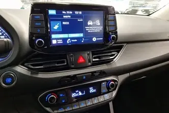 Hyundai i30, 1.5, 117 kW, hybrid, automatic, front-wheel drive