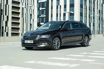 Škoda Superb, 2.0, 140 kW, diesel, automatic, four-wheel drive