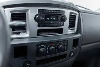 Dodge RAM, 4.7, 172 kW, petrol, automatic, rear-wheel drive