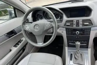 Mercedes-Benz E 250, 2.1, 150 kW, diisel, automaat, tagavedu