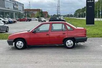 Opel Kadett, 1.6, 55 kW, bensiin, manuaal, esivedu