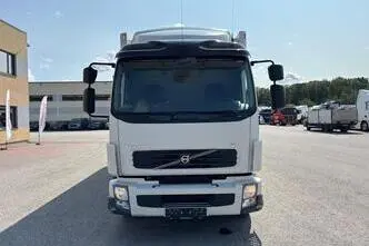Volvo FL240 + CARRIER SUPRA 850, 181 kW, diesel, automatic