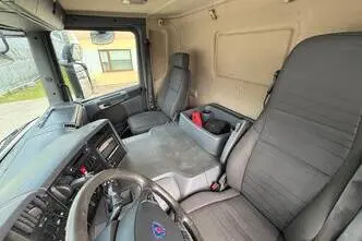 Scania P280, 206 kW, diesel, automatic