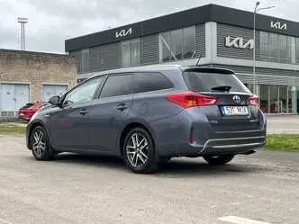 Toyota Auris, 1.8, 73 kW, hübriid, automaat, esivedu