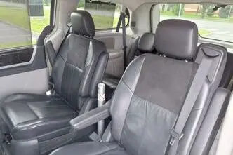 Chrysler Grand Voyager, 2.8, 120 kW, diisel, automaat, esivedu