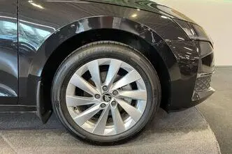 Škoda Octavia, 1.5, 110 kW, hybrid, automatic, front-wheel drive