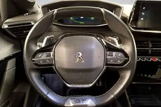 Peugeot 208, 1.2, 74 kW, bensiin, automaat, esivedu