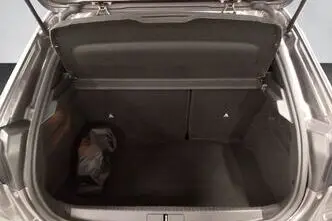 Peugeot 208, 1.2, 74 kW, bensiin, automaat, esivedu