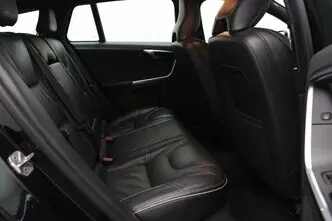 Volvo V60, 2.4, 158 kW, pistikhübriid, automaat, nelikvedu