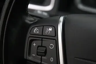 Volvo V60, 2.4, 158 kW, pistikhübriid, automaat, nelikvedu