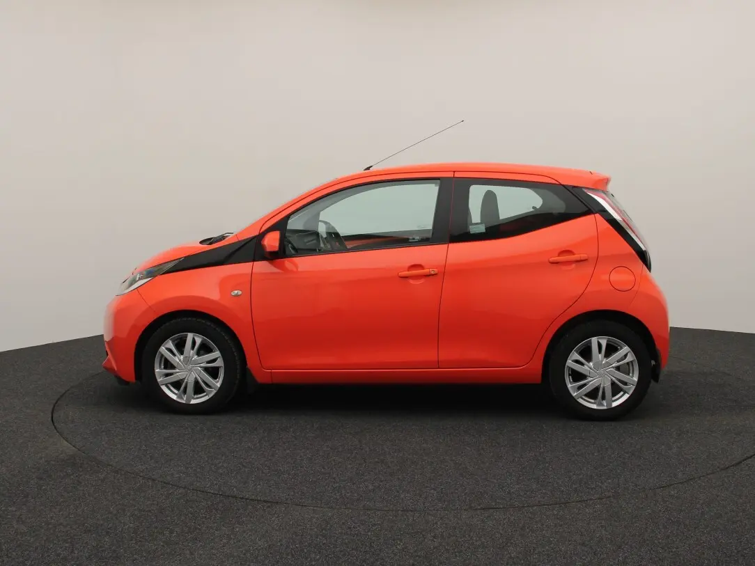 Toyota Aygo, 1.0, 51 kW, bensiin, automaat, esivedu