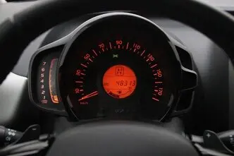 Toyota Aygo, 1.0, 51 kW, bensiin, automaat, esivedu