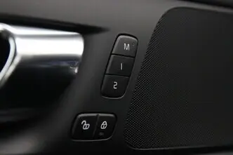 Volvo V60, 2.0, 155 kW, bensiin, automaat, esivedu