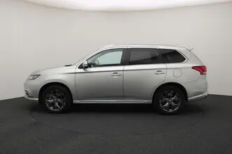 Mitsubishi Outlander, 2.4, 99 kW, pistikhübriid, automaat, nelikvedu