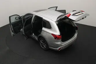 Mitsubishi Outlander, 2.4, 99 kW, pistikhübriid, automaat, nelikvedu