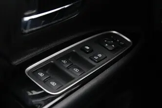 Mitsubishi Outlander, 2.4, 99 kW, pistikhübriid, automaat, nelikvedu