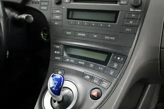 Toyota Prius, 1.8, 99 kW, hübriid, automaat, esivedu