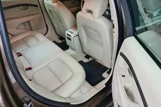 Volvo V70, 2.0, 133 kW, diisel, automaat, esivedu