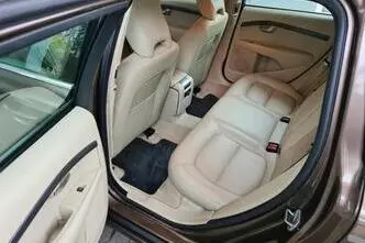 Volvo V70, 2.0, 133 kW, diisel, automaat, esivedu