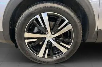 Peugeot 3008, 1.2, 96 kW, petrol, automatic, front-wheel drive