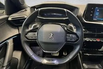 Peugeot 2008, 1.2, 96 kW, bensiin, automaat, esivedu