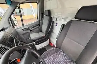 Volkswagen Crafter, 2.0, 100 kW, diesel, manual, rear-wheel drive