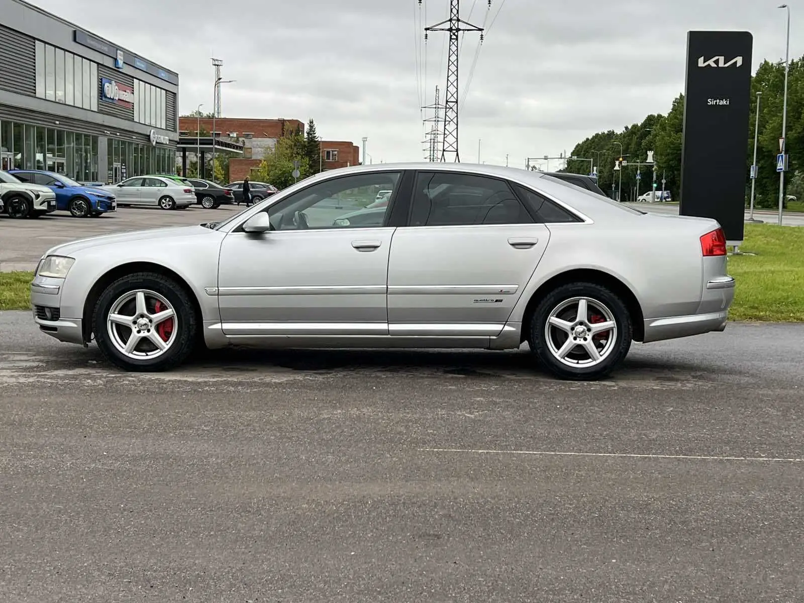 Audi A8, 3.7, 206 kW, bensiin, automaat, nelikvedu