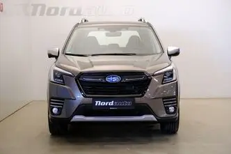 Subaru Forester, автомат, полный привод
