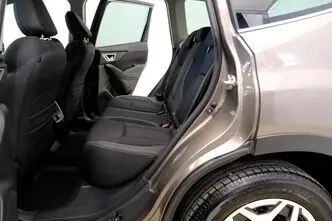 Subaru Forester, автомат, полный привод