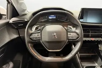 Peugeot 208, 1.2, 74 kW, bensiin, automaat, esivedu