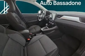 Renault Captur, 1.3, 103 kW, hybrid, automatic, front-wheel drive