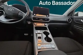 Hyundai Kona, 100 kW, electric, automatic, front-wheel drive