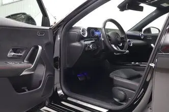 Mercedes-Benz A 180, 1.3, 100 kW, bensiin, automaat, esivedu