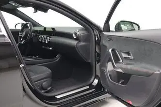 Mercedes-Benz A 180, 1.3, 100 kW, bensiin, automaat, esivedu