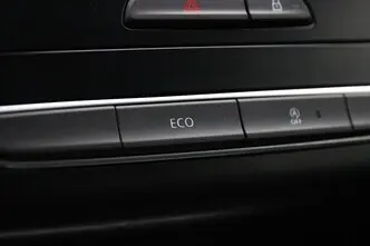Renault Megane, 1.3, 75 kW, bensiin, manuaal, esivedu