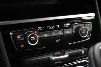 BMW 218, 1.5, 100 kW, bensiin, manuaal, esivedu