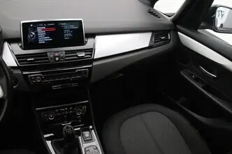 BMW 218, 1.5, 100 kW, bensiin, manuaal, esivedu