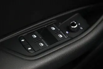 Audi A4, 2.0, 110 kW, bensiin, automaat, esivedu
