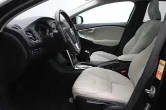Volvo V40, 2.0, 140 kW, diisel, manuaal, esivedu